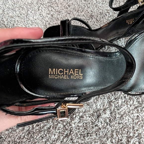 Michael Kors Strappy Black Patent Faux Leather Open Toe Heels (Size 7) - Picture 2 of 10